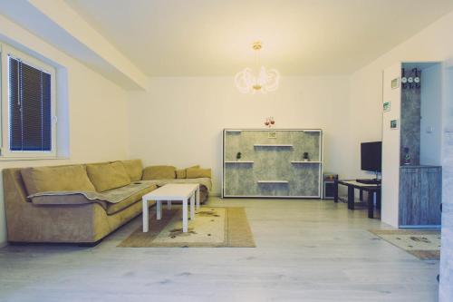 . Hristovi apartments