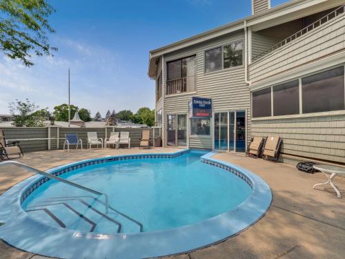 107 Pointes North Inn - image 9