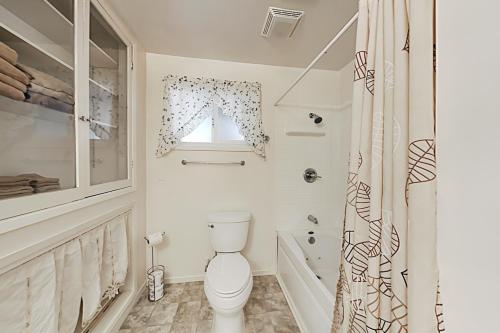 Exceptional Vacation Home in Cazadero home - image 9