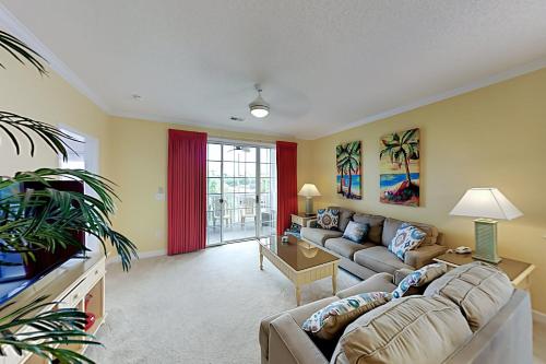 Pond-View Condo at The Havens - Balcony & Pool apts - image 2