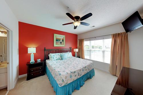 Pond-View Condo at The Havens - Balcony & Pool apts - image 5