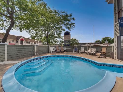 206 Pointes North Inn in Charlevoix, USA