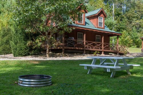 Scotch Pine . Trailside Lodging