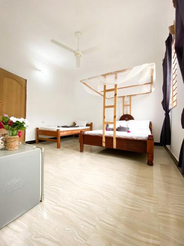 Lighthouse Guesthouse Room Type - Twin Room with Private Bathroom Lighthouse Guesthouse Room Type - Twin Room with Private Bathroom