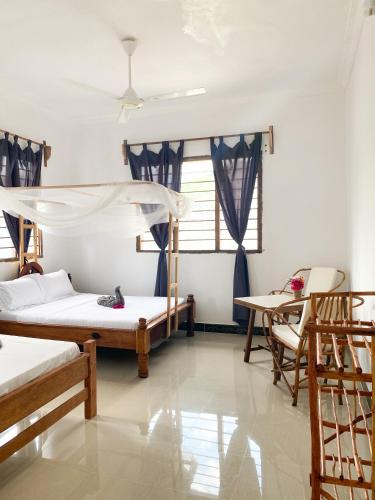 Lighthouse Guesthouse 2