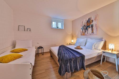  Apartments Trio- An amazing view of Split in Klis