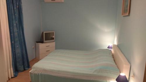 Apartments by the sea Kneza, Korcula - 4342