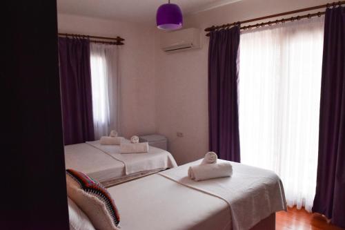 Standard Triple Room image 8