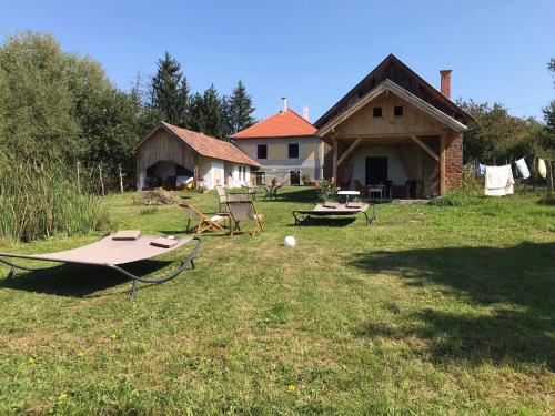  100 Bárányos, Pension in Szalafő