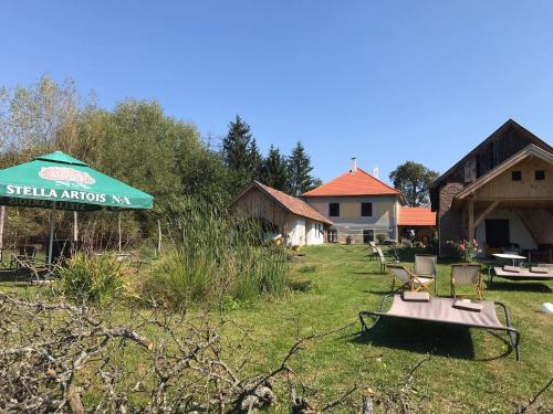 100 Baranyos in Szalafo