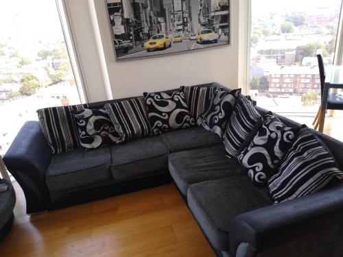 Room in Luxurious Penthouse Apartment, London