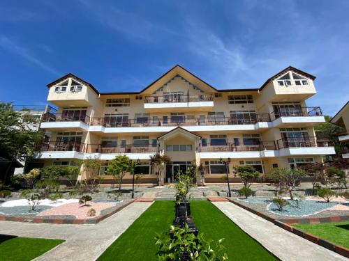 Qingjing Baiyun Resort — other in No. 8-2, Rongguang Lane, Renai Taiwan, 546
