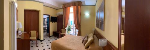 Actor Hotel - image 4