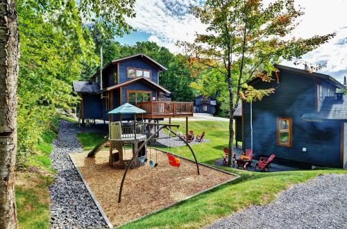 Chalets Alpins - 12 Chemin Alpin in Stoneham (QC)