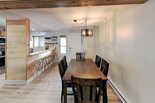 Top-Floor at Shadow Run - Pool Hot Tub & Locker condo - image 6