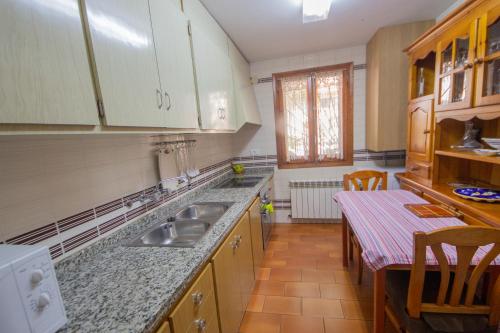 Konyha, Casa Maria Jesus in Mosqueruela