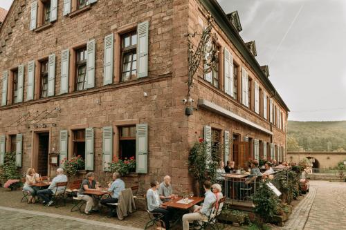 B&B Gemünden - Fränkischer Gasthof-Hotel zum Koppen - Bed and Breakfast Gemünden