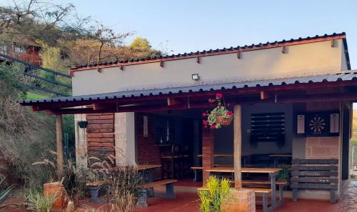Entendeni Lodge SelfCatering in Phoenix