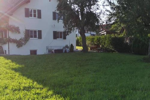 Ruhige Ferienwohnung inkl. Garten im Unterallgäu - Apartment - Lachen