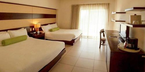 Estudio en Hotel Villas Sol Playa Hermosa Guanacaste