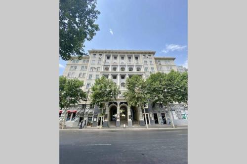Уютная 4-х комнатная квартира в самом центре Баку