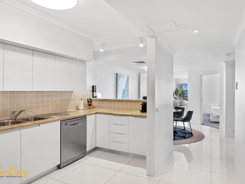 Breakwater Apartment 105