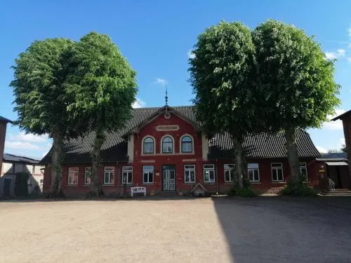 Landoase - große Ferienwohnung mit toller Ausstattung, überdachter Terrasse und Garten in Kollerup, Deutschland
