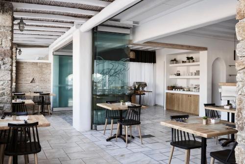 Mr & Mrs White Mykonos - image 2