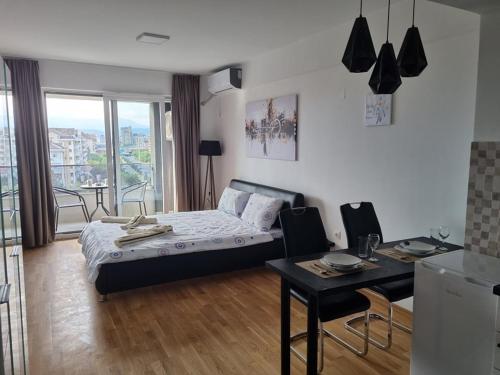 Porta Bus Station Apartment, Skopje