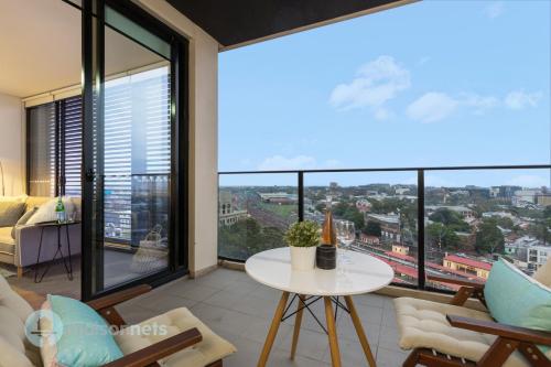 Redfern One Bedroom Apartment with Views in Waterloo