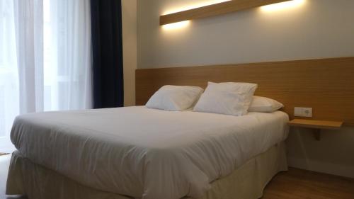 Plaza Pombo B&B - Hostal – Santander, MS