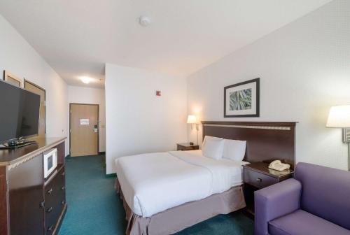 Rodeway Inn Urbana Champaign University Area - image 10