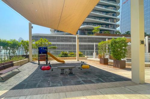 DHH - 1 Bed in 20th Floor, Damac Maison, Downtown