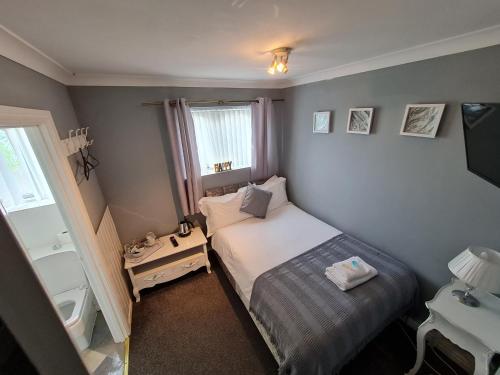 Small Double Room