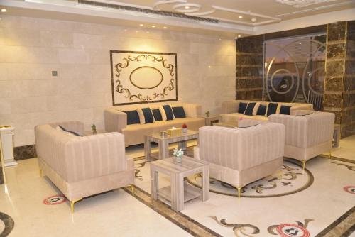 Lobby, العنقود الأحمر Lavana - شارع صاري in Al Faisaliyah