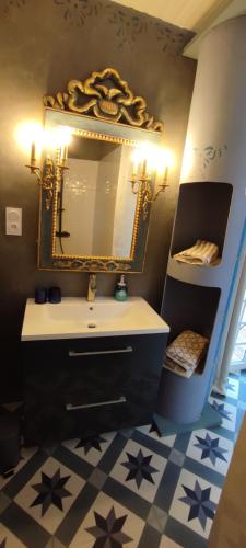 생지론 Domaine Le Lanis Chambre d'hôtes avec spa sur réservation (Domaine Le Lanis Chambre d'hotes avec spa sur reservation) 4성급 호텔 스위트룸