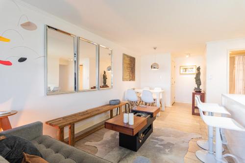 Vitacura Zen 2BR W/ Parking, Wifi, Gym & Mall