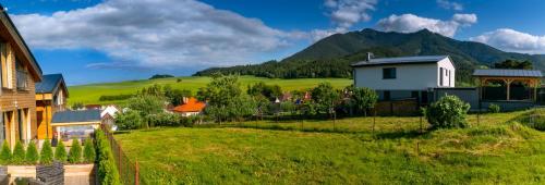 ทัศนียภาพภายนอกโรงแรม, Apartments Pemikas II in ปลอสติน