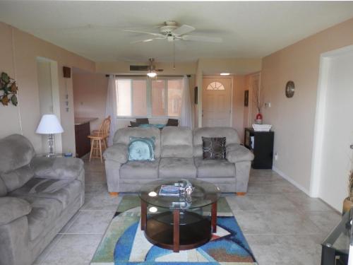 Ocean Village Capstan 822 - image 2