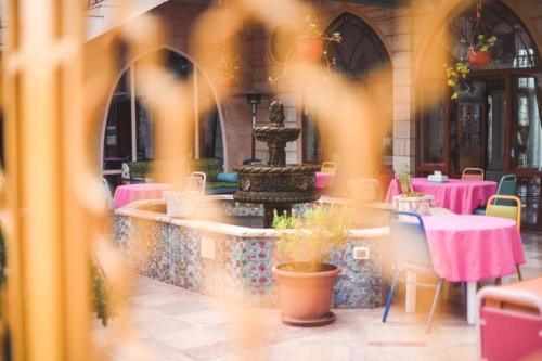 warda وَرْدَة in Jounieh