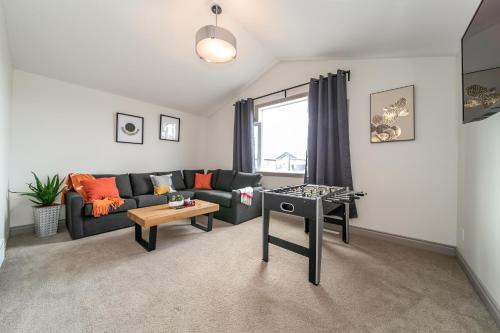Lakeview Luxury Home, Foosball, King Beds, NetFlix, WiFi