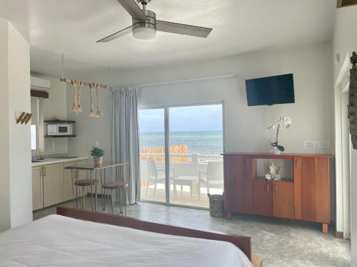 Mata Rocks Resort