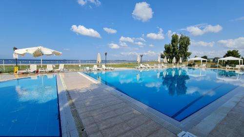 SPORKÖY HOTEL & BEACH CLUB