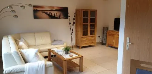Froschkönig mit Teichblick in Trendelburg, Deutschland