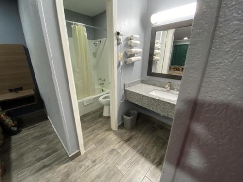 Valley View Inn photo