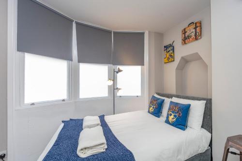 TTBRIGHTON SEAFRONT I CENTRAL LOCATED STUDIO FLAT