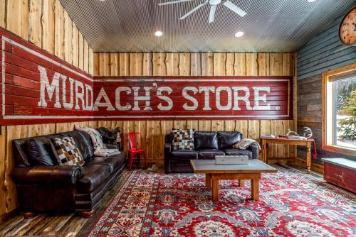 Bunkhouse, West Yellowstone (photo 6)