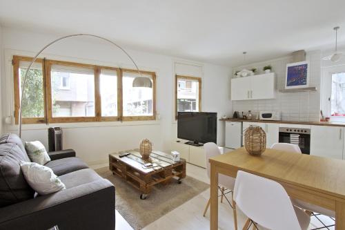 2 bedrooms, 3 beds