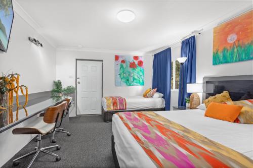 Alabaster Motor Inn Taree Room Type - Deluxe Triple Room