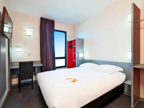 Premiere Classe Lyon - Saint Priest Eurexpo Premiere Classe Lyon Est - Saint Priest Eurexpo is perfectly located for both business and leisure guests in Saint-Priest. The hotel offers a high standard of service and amenities to suit the individ